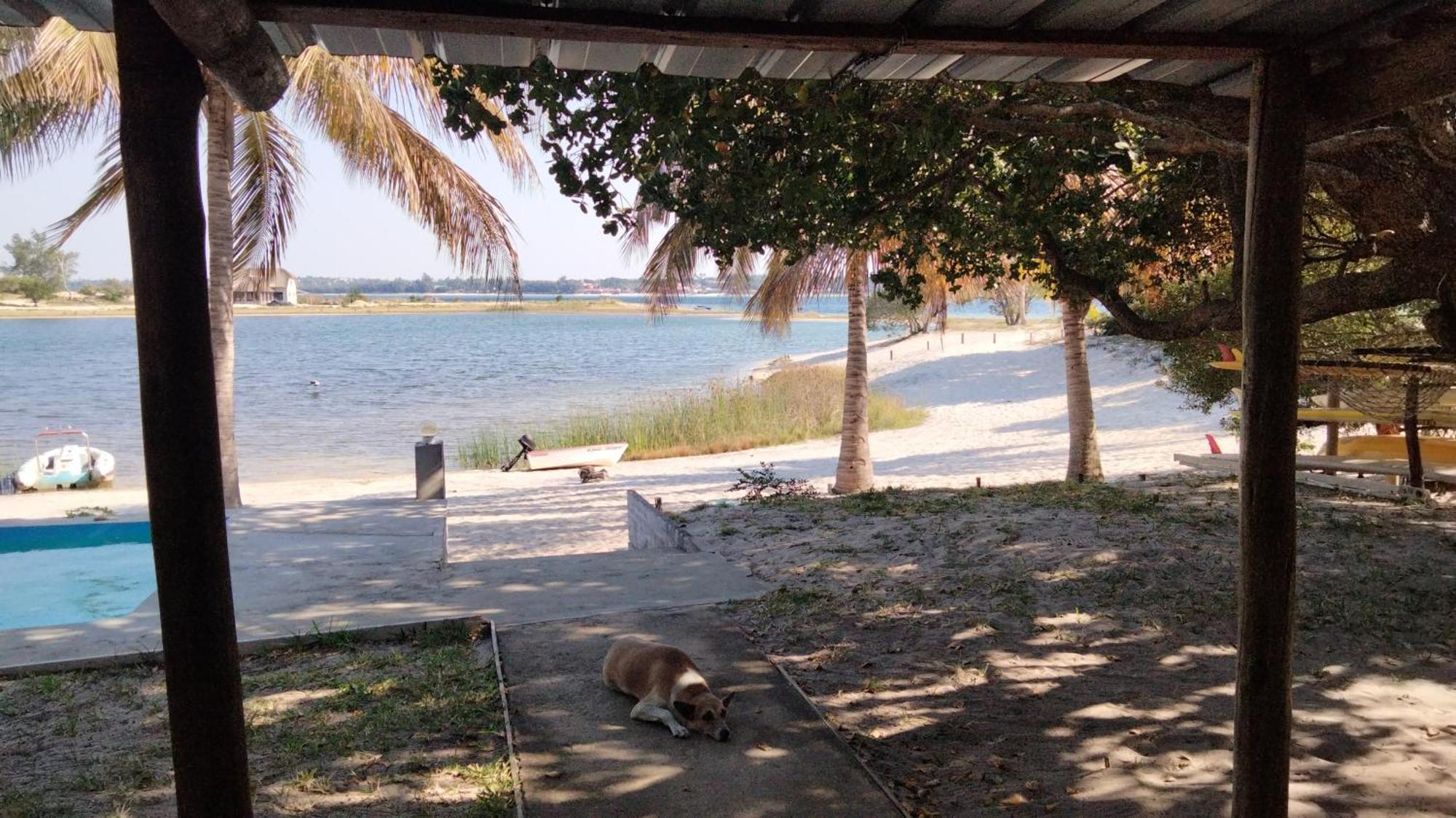 Shongili Island Lodge Vila Praia Do Bilene Exterior photo